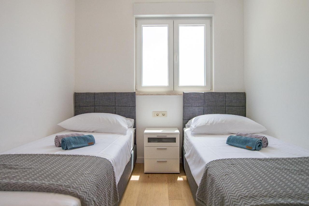 Residence Ivano Makarska Buitenkant foto